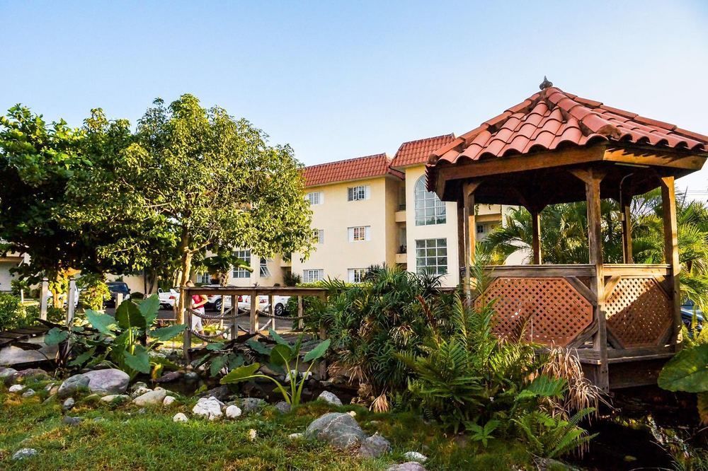Kingston Guest Apt At Plantation Springs Exterior foto